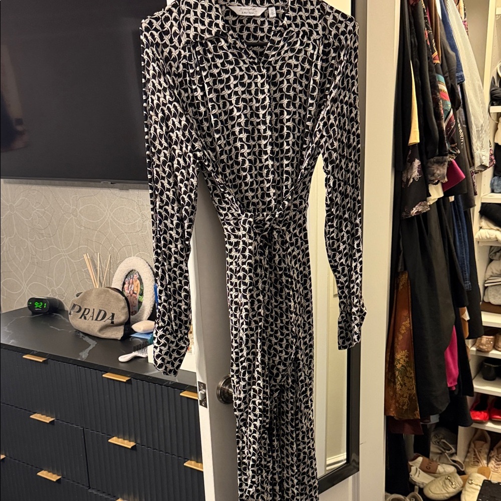 & Other Stories Monochrome Long Sleeve Dress